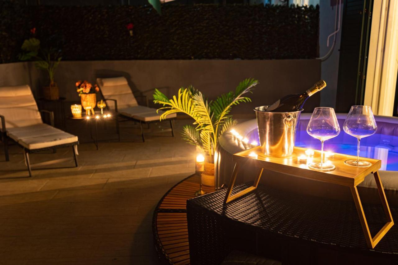 Oasis Luxury Apartment With Terrarce And Jacuzzi سبليت المظهر الخارجي الصورة