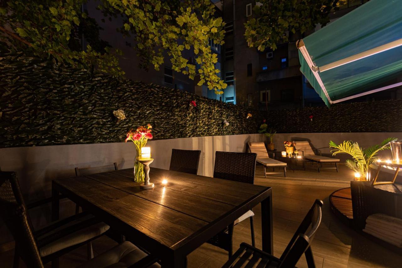 Oasis Luxury Apartment With Terrarce And Jacuzzi سبليت المظهر الخارجي الصورة