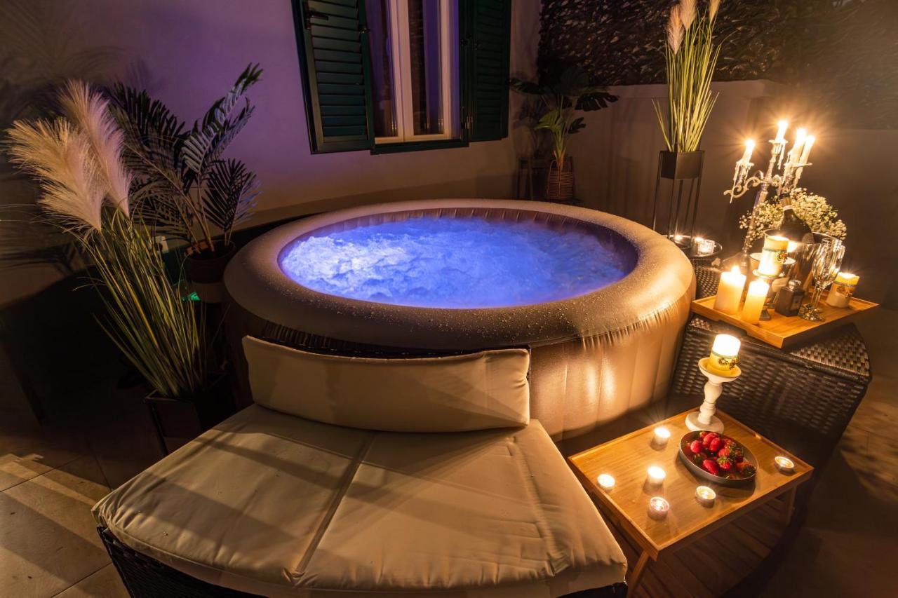 Oasis Luxury Apartment With Terrarce And Jacuzzi سبليت المظهر الخارجي الصورة